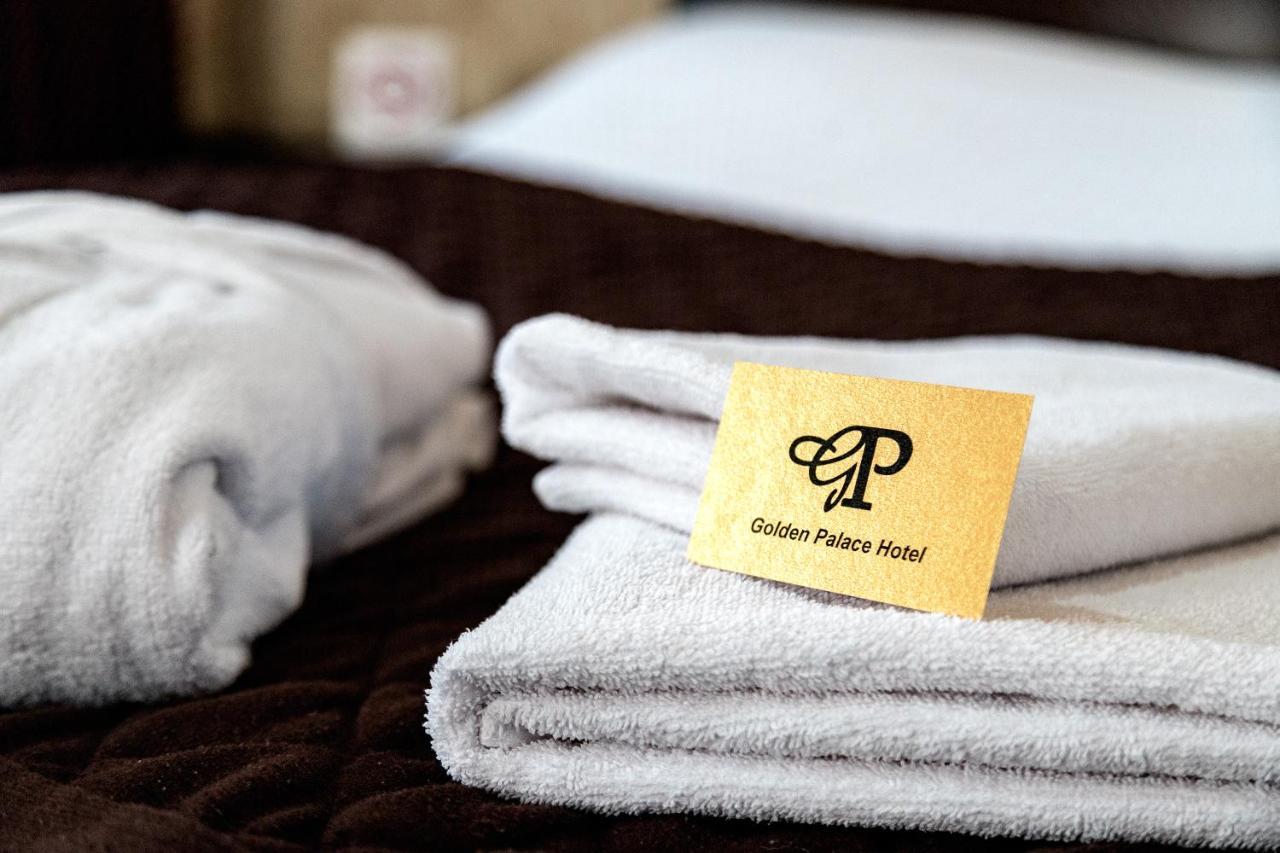Golden Palace Aktau  Ngoại thất bức ảnh