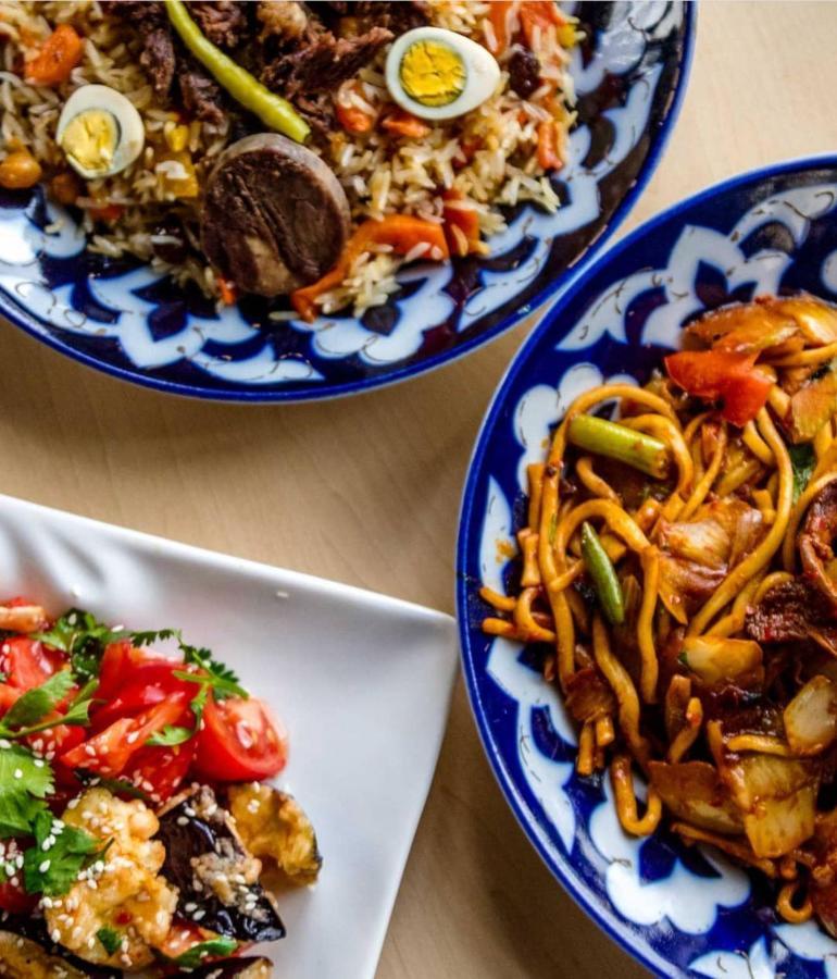 Golden Palace Aktau  Ngoại thất bức ảnh
