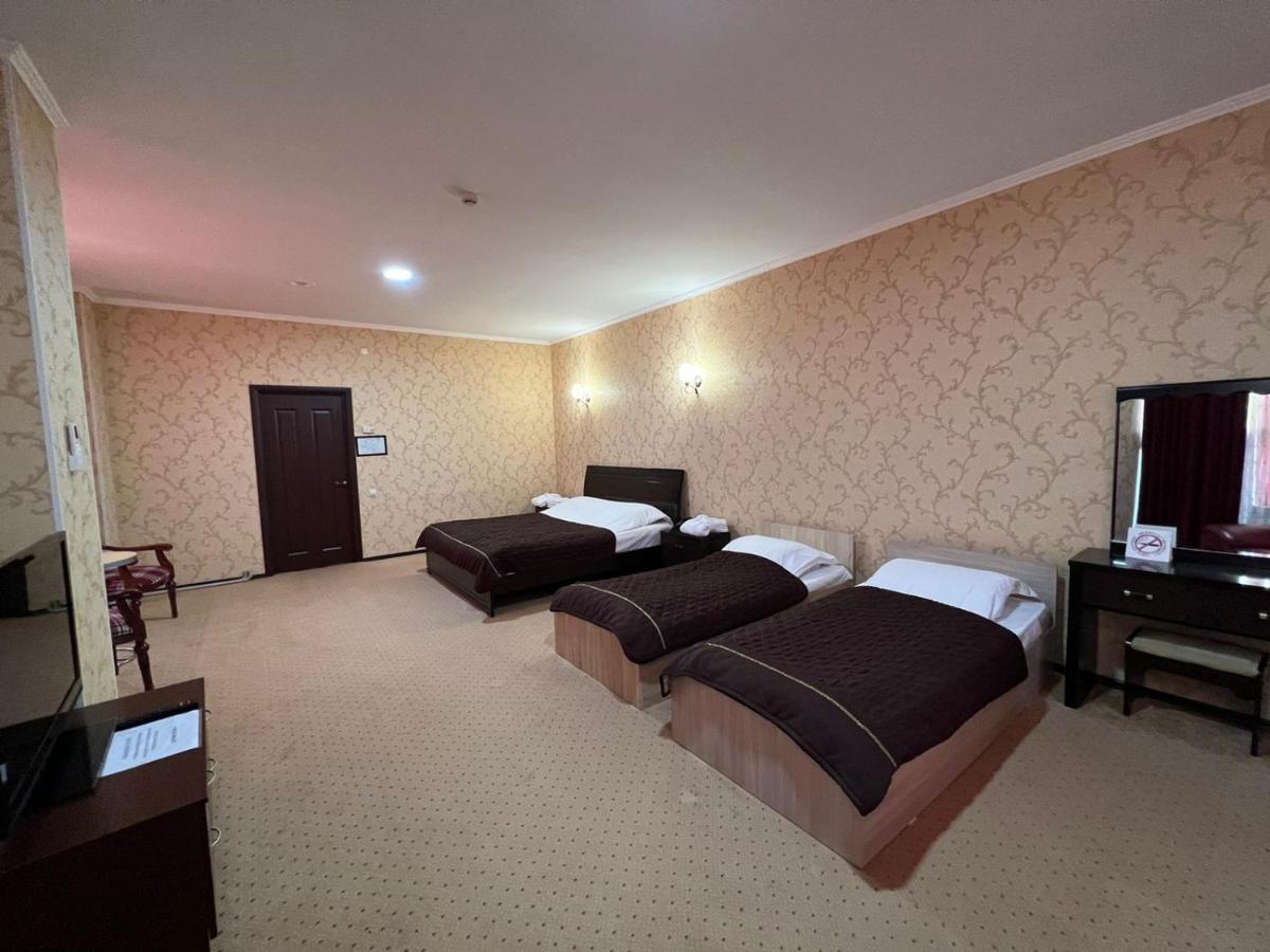 Golden Palace Aktau  Ngoại thất bức ảnh